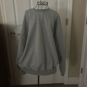 Gray sweatshirt